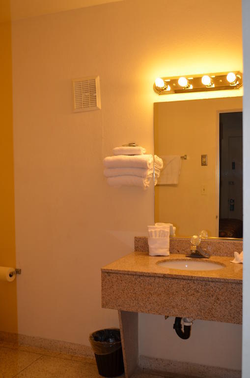 Indio Holiday Motel Номер фото