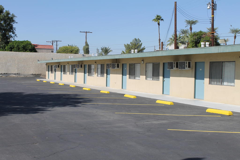 Indio Holiday Motel Экстерьер фото