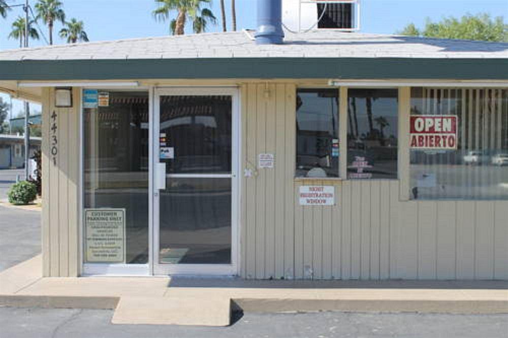 Indio Holiday Motel Экстерьер фото
